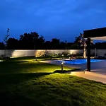Eni Medulin Heated Pool * Sisan