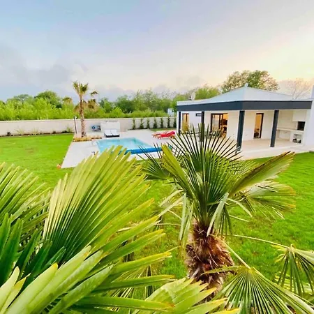 Eni Medulin Heated Pool