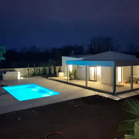 Eni Medulin Heated Pool Villa Šišan