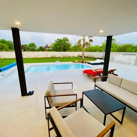 Eni Medulin Heated Pool *
