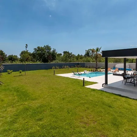 Eni Medulin Heated Pool *