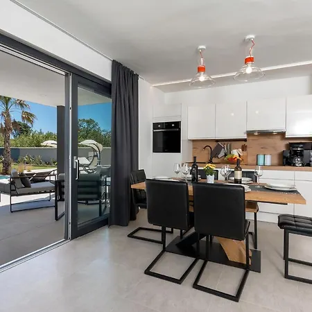 Eni Medulin Heated Pool