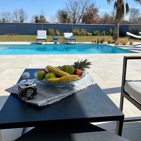 Eni Medulin Heated Pool * Шишан