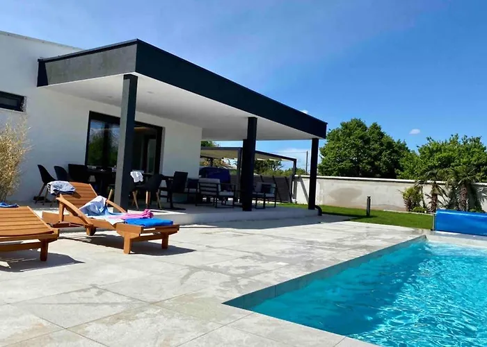Eni Medulin Heated Pool 빌라
