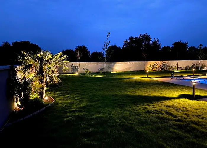 Eni Medulin Heated Pool * Šišan
