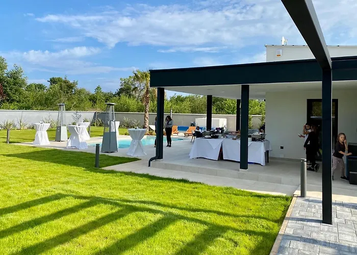 Eni Medulin Heated Pool
