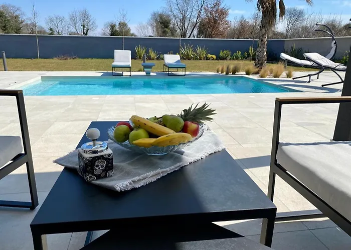 Eni Medulin Heated Pool * Šišan