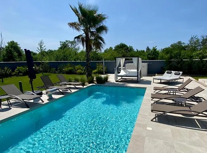 Eni Medulin Heated Pool 빌라