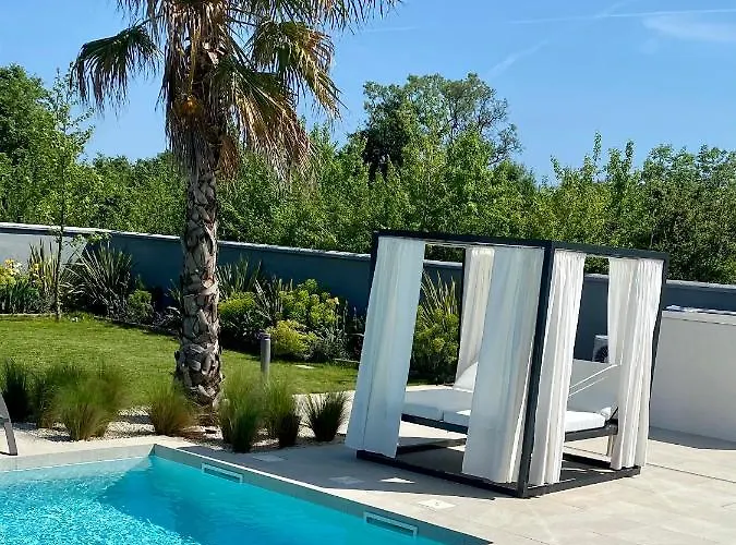 Eni Medulin Heated Pool 빌라 Šišan