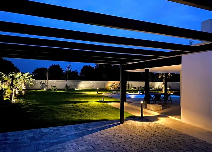 Vila Eni Medulin Heated Pool