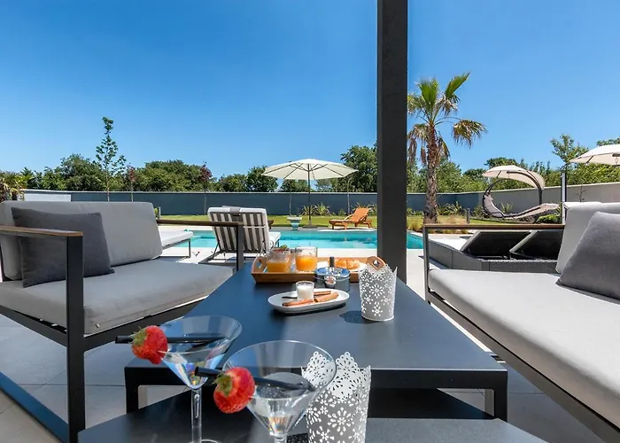 Eni Medulin Heated Pool Vila Sisan