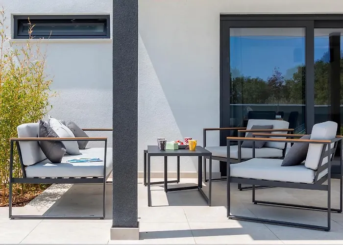 Eni Medulin Heated Pool * Sisan